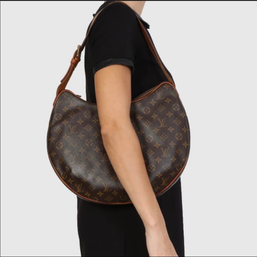 LV CROISSANT GM *AUTHENTIC*